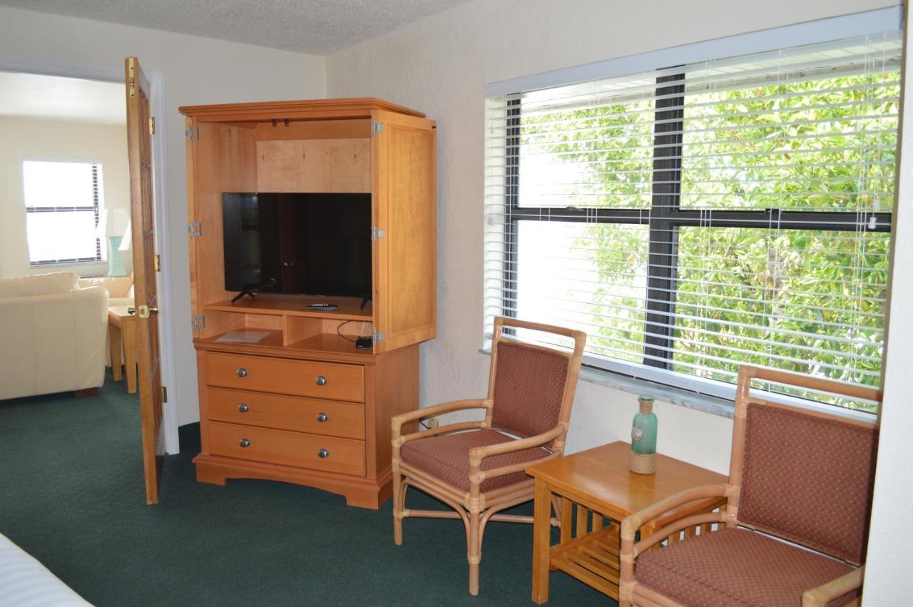 Dockside Inn & Resort Fort Pierce Exterior photo