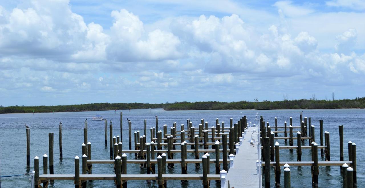 Dockside Inn & Resort Fort Pierce Exterior photo